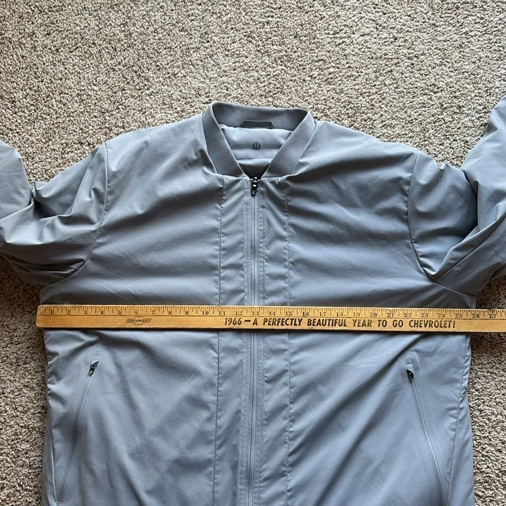 Lululemon Men’s Goose Down Insulated Primaloft Intermission Bomber Jacket Gray